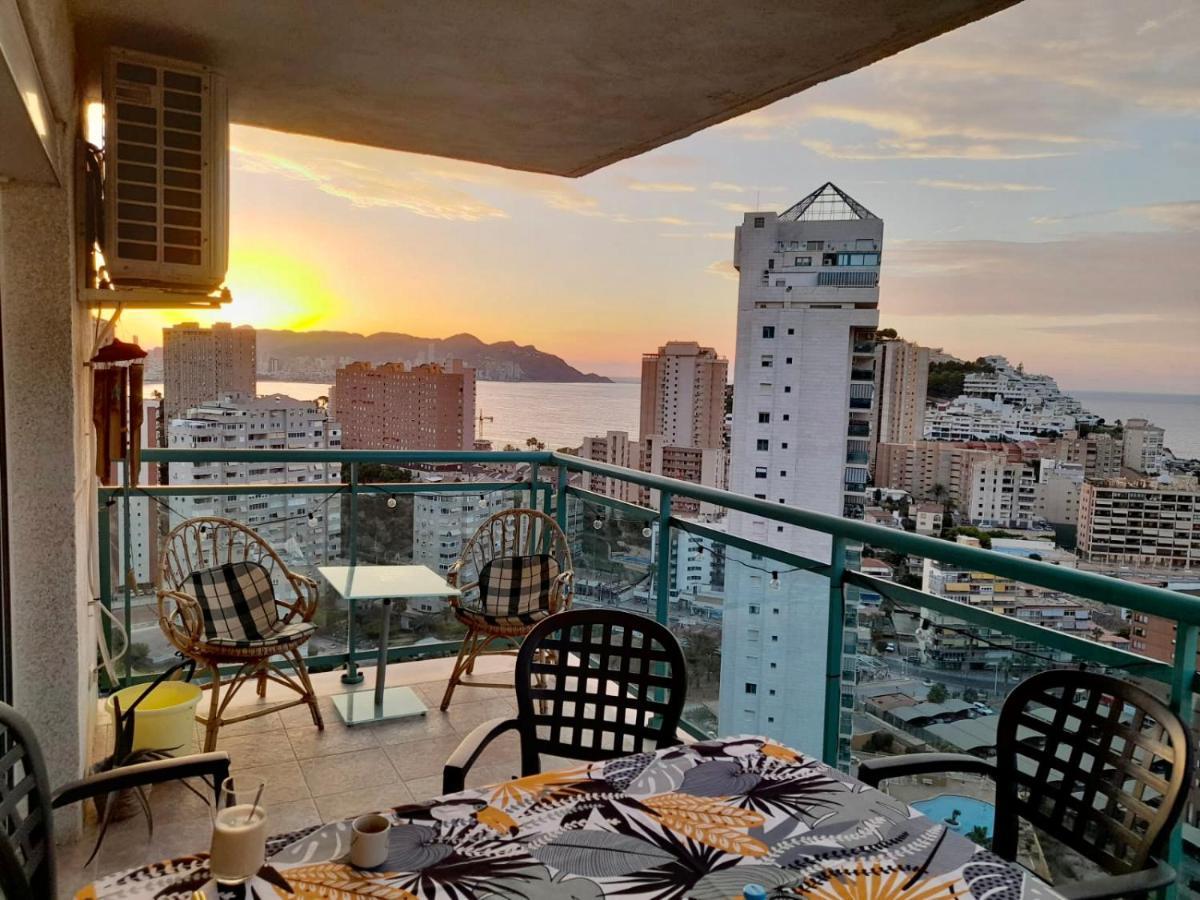Traveler'S Beach Apartment With Sea View, Free Coffee & Parking Benidorm Eksteriør bilde